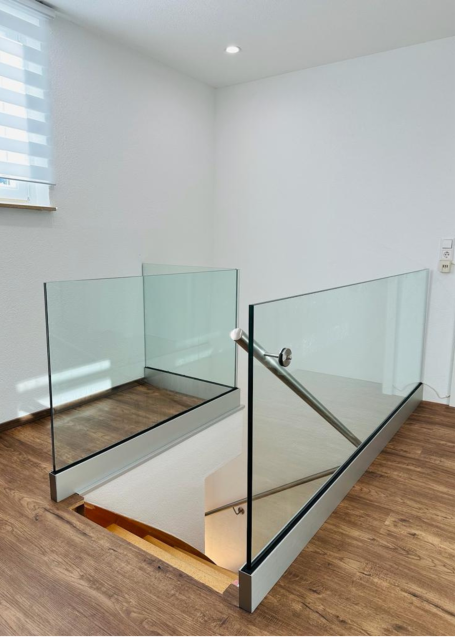Treppen- und Absturzgeländer aus Klarglas